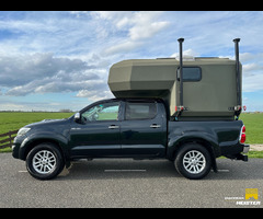 Toyota Hilux Pick up 4x4 Gladiator Camper unit 2021 Great Condition