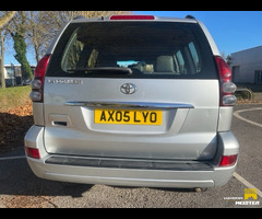 A 2005 Toyota Landcruiser LC5 D-4D with Upgrades