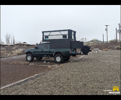 2000 Toyota Tacoma Xtracab and ORU designs pop-up Hard shell all weather