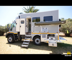 Mercedes Benz Unimog U 400 / 2004 model with 2022 habitation box vehicle has Variopilot.