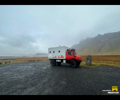 Mercedes unimog u 3000 camper/overland