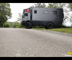 SPECTRA GRADEX 560 Expedition Vehicle Overlander