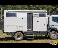 2016 Earthcruiser FX on PRE-DEF 2007 FUSO FG