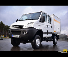 Iveco Daily 4x4 with container, 7 seater