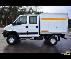 Iveco Daily 4x4 with container, 7 seater